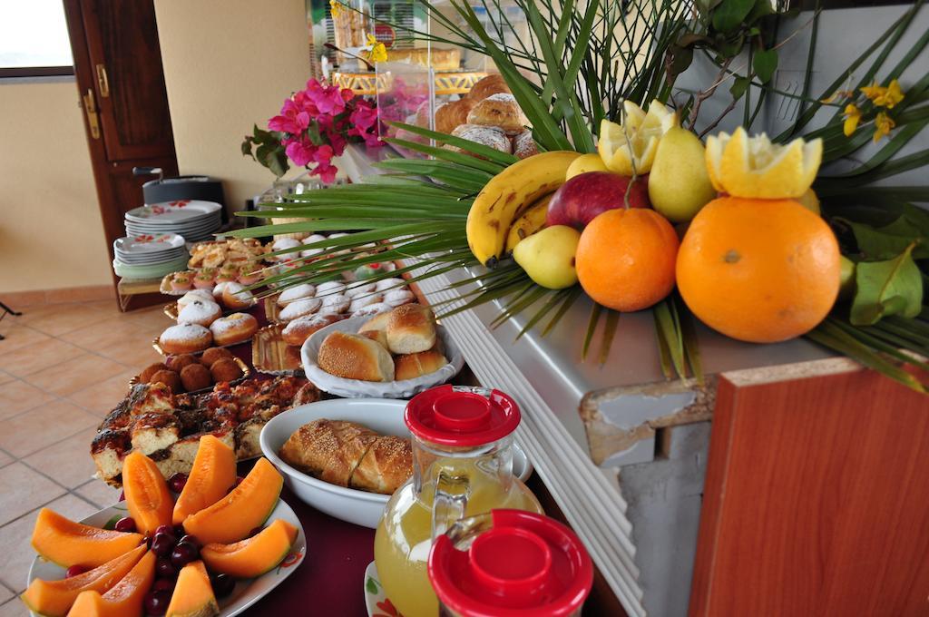 Rooms And Breakfast Zefiro Сан-Вито-Ло-Капо Экстерьер фото