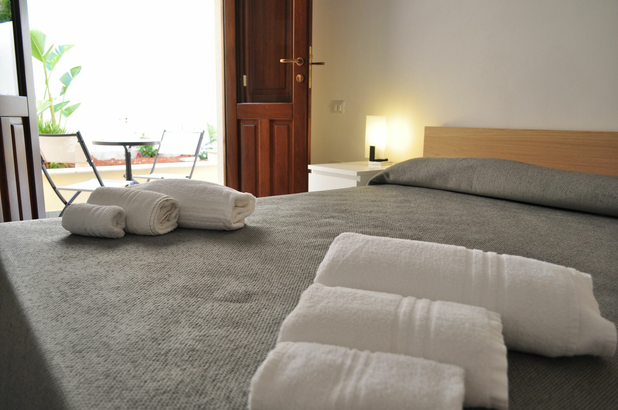 Rooms And Breakfast Zefiro Сан-Вито-Ло-Капо Экстерьер фото